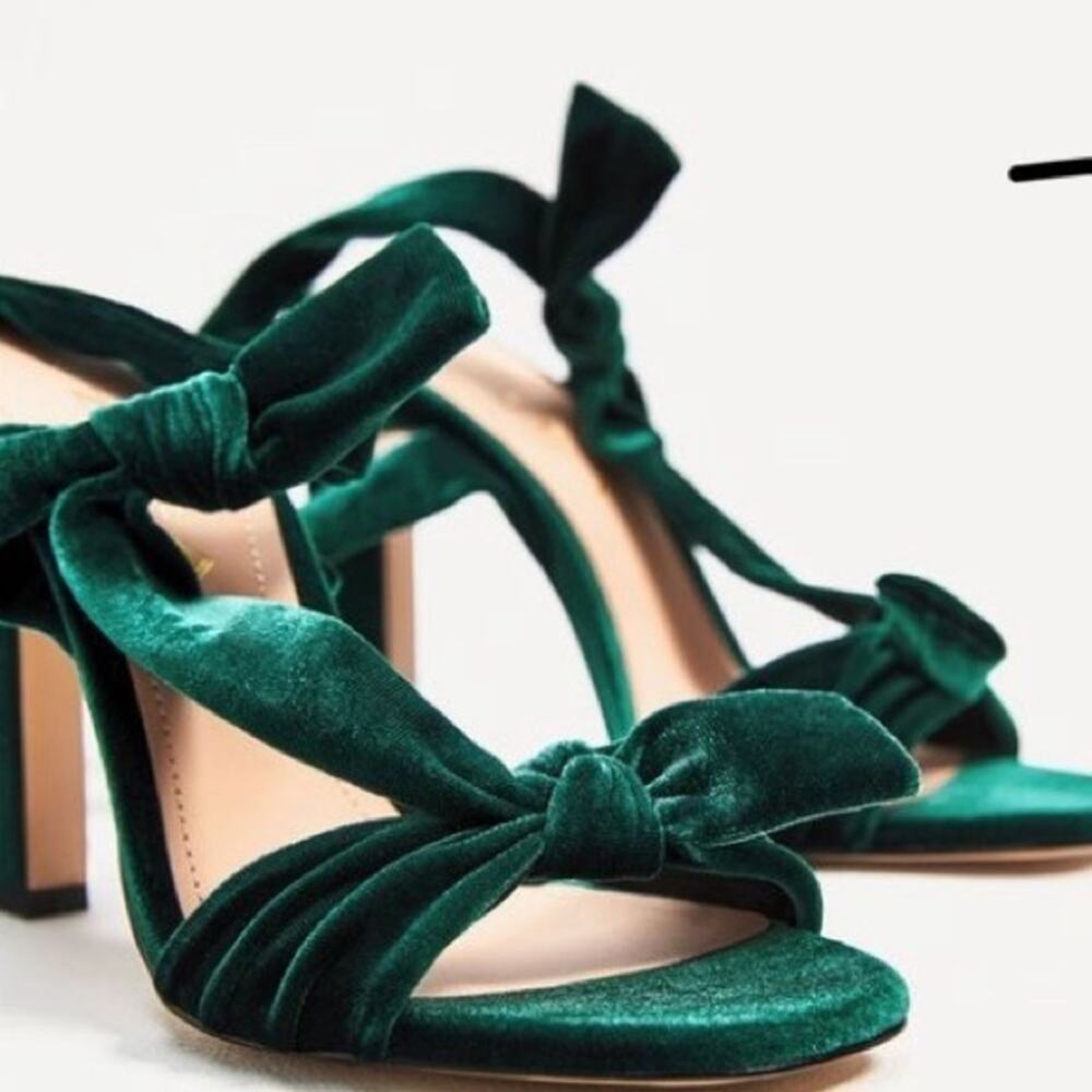 ZARA Emerald Green Velvet Bow Sandals Lace Up Ankle Tie Block Heels Size‎ 10
